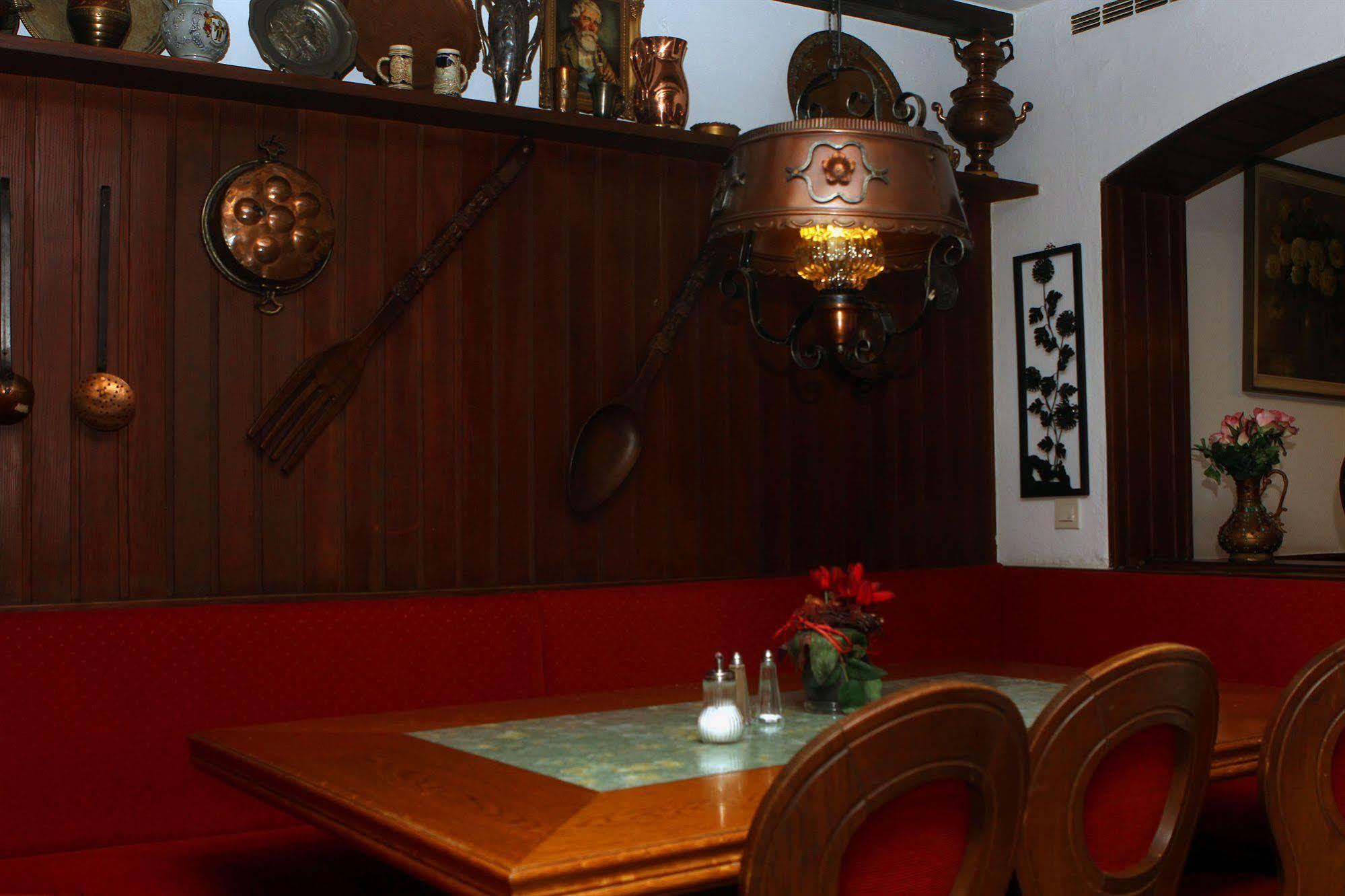 Pohl'S Rheinhotel Adler ซังคท์โกอาร์สเฮาเซิน ภายนอก รูปภาพ